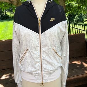 Vintage Nike wind breaker jacket